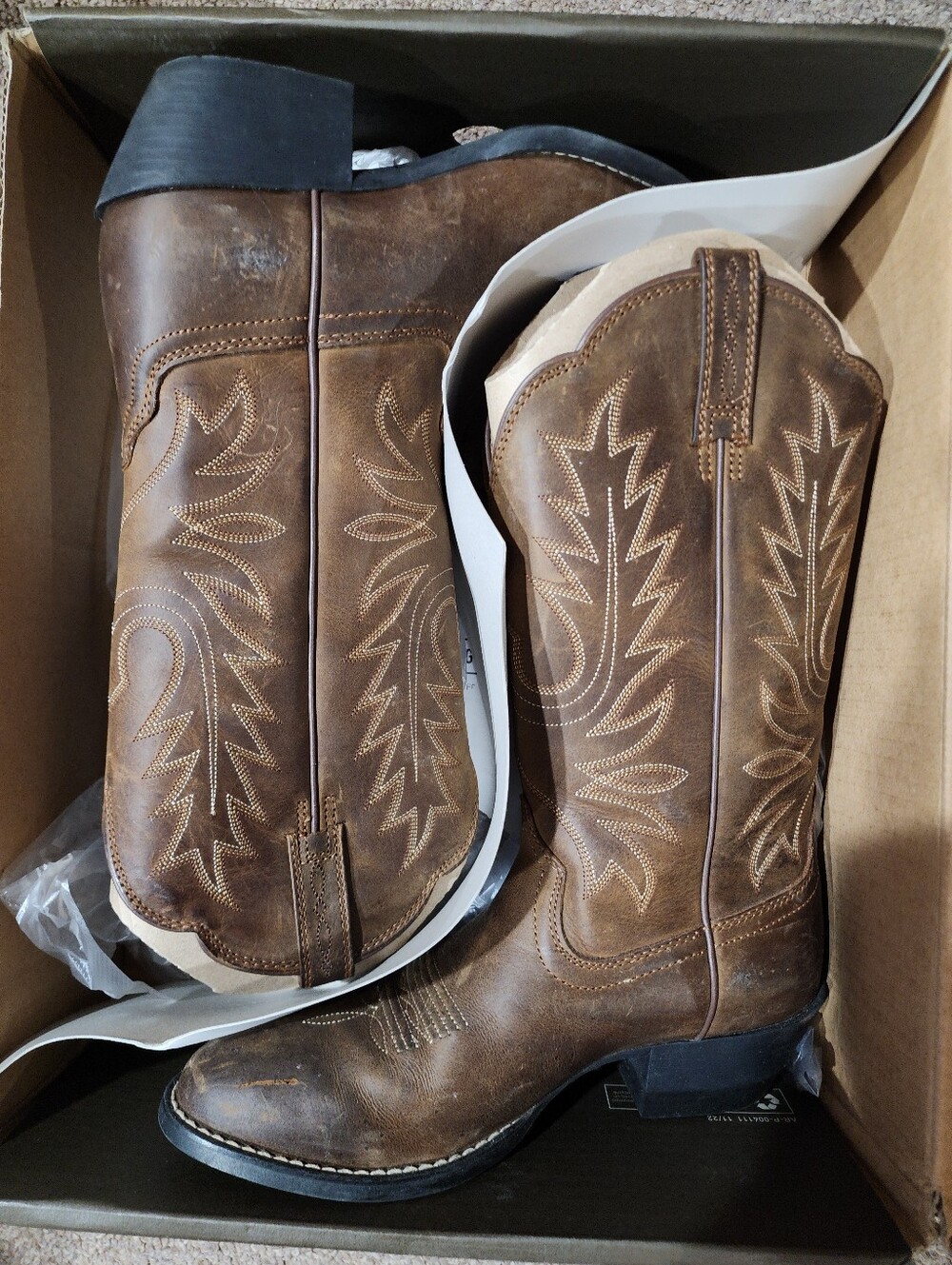 ARIAT Heritage R Toe Western Boot, Size 5.5